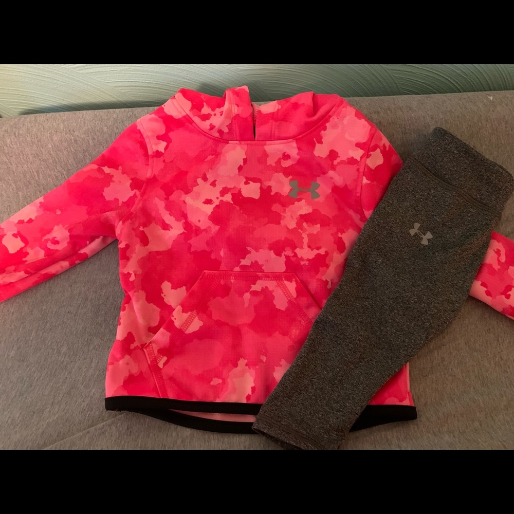 Under armour sweatshirt and tights